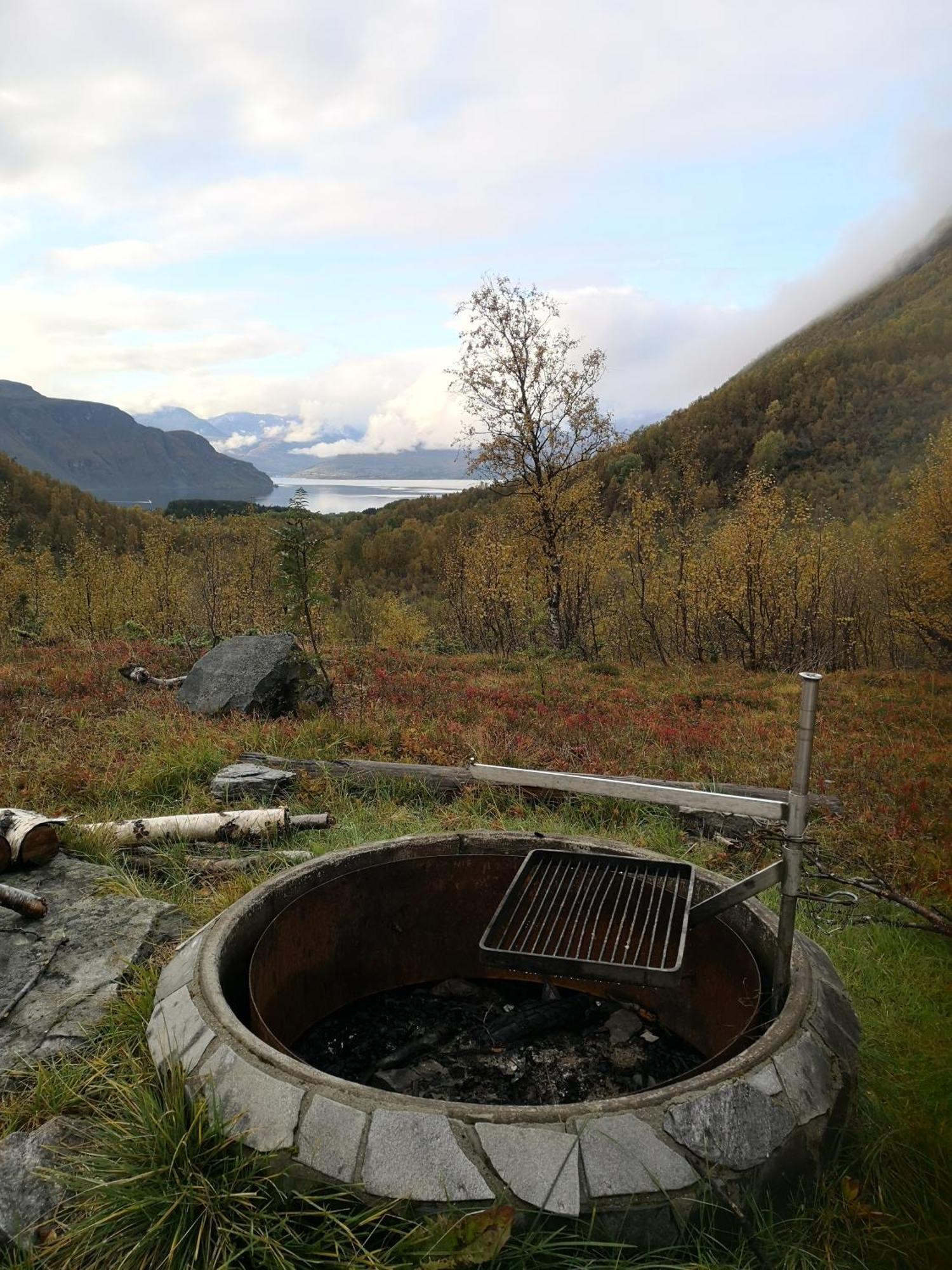 Best No1 Manndalen Exterior photo